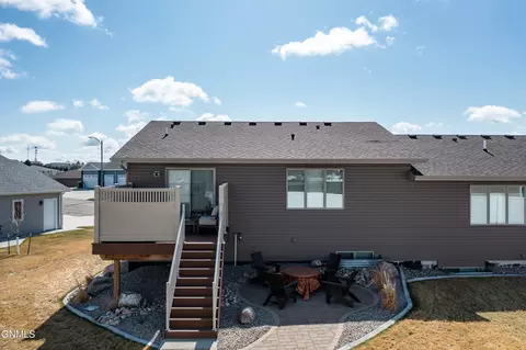 552 Nelson Dr, Bismarck, ND 58503 photo 39