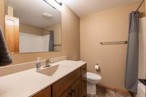 552 Nelson Dr, Bismarck, ND 58503 photo 28