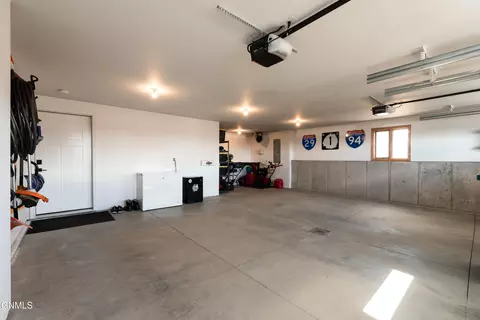 552 Nelson Dr, Bismarck, ND 58503 photo 32