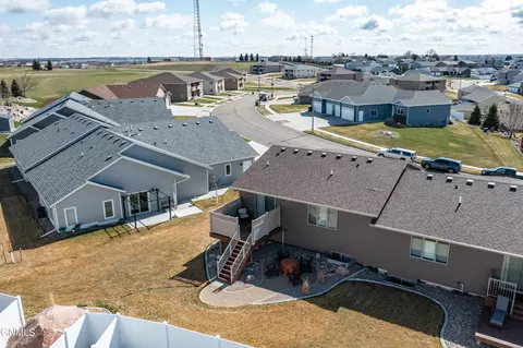 552 Nelson Dr, Bismarck, ND 58503 photo 41