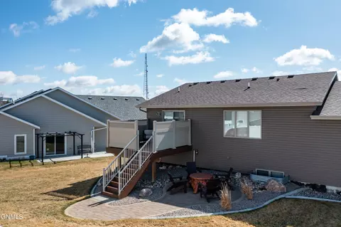 552 Nelson Dr, Bismarck, ND 58503 photo 40