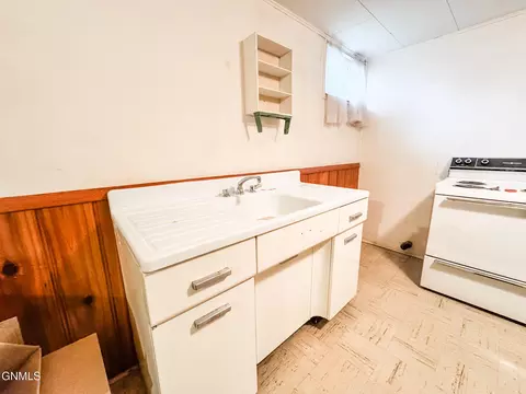 Other - 706 15th Ave W, Williston, ND 58801 photo 4 of 11