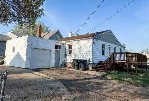 Other - 207 12th Ave NW, Mandan, ND 58554 photo 1 of 2