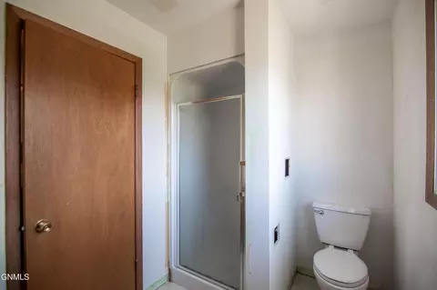 Bath - 251 E 2nd St, Regent, ND 58650 photo 5 of 5