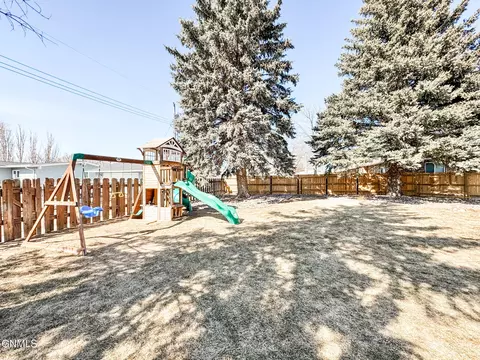 1901 University Ave, Williston, ND 58801 photo 53
