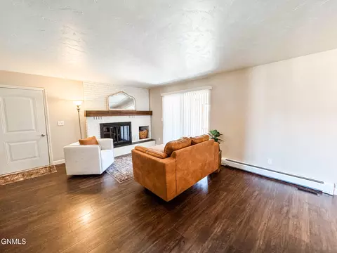 1901 University Ave, Williston, ND 58801 photo 6