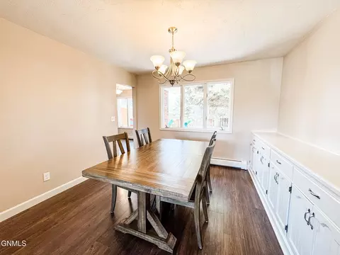 1901 University Ave, Williston, ND 58801 photo 14