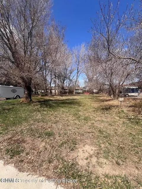 710 23rd St W, Dickinson, ND 58601 photo 1
