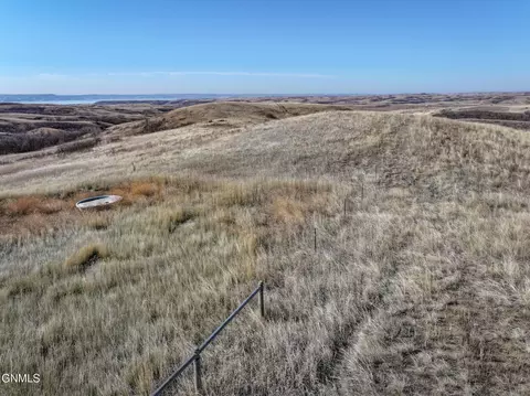 5231 118th Ave NW, Epping, ND 58843 photo 8