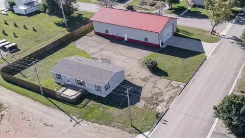 102 1st Ave S, Dodge, ND 58625