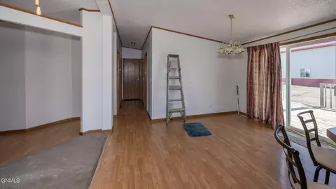 102 1st Ave S, Dodge, ND 58625 photo 5