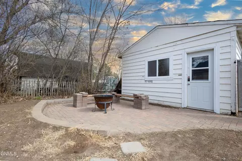 1307 10th St W, Williston, ND 58801 photo 22