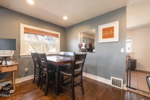 2104 E D Ave, Bismarck, ND 58501 photo 7