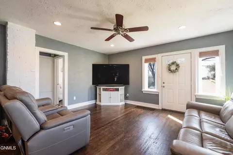 2104 E D Ave, Bismarck, ND 58501 photo 5