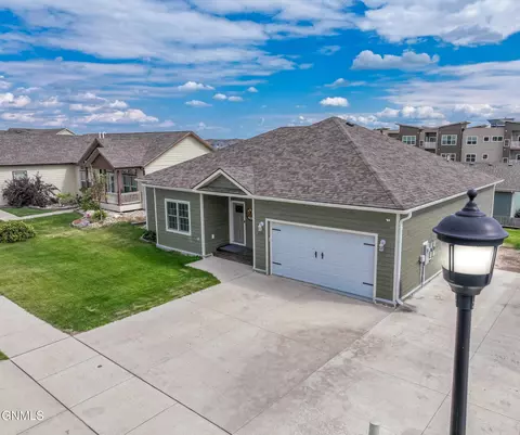 3715 Orange Willow St, Williston, ND 58801 photo 1