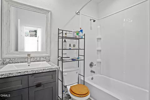 Bath - 3012 31st St W, Williston, ND 58801 photo 1 of 4