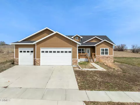 3012 31st St W, Williston, ND 58801