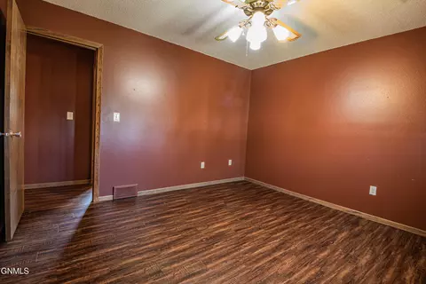 Bedroom - 543 7th St E, Dickinson, ND 58601 photo 3 of 8