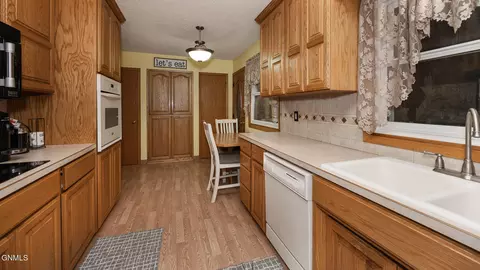 707 9th Ave NW, Mandan, ND 58554 photo 15