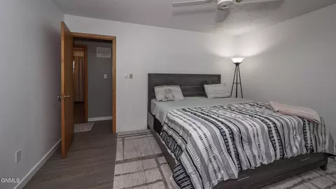 707 9th Ave NW, Mandan, ND 58554 photo 25