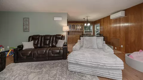 707 9th Ave NW, Mandan, ND 58554 photo 6