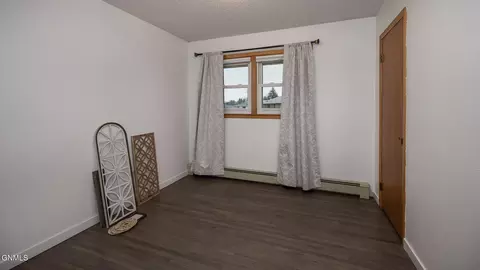 707 9th Ave NW, Mandan, ND 58554 photo 20