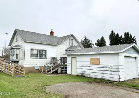 307 County Road 14, Underwood, ND 58576