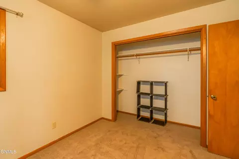 1034 Summit Blvd, Bismarck, ND 58504 photo 32