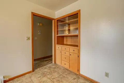 1034 Summit Blvd, Bismarck, ND 58504 photo 15