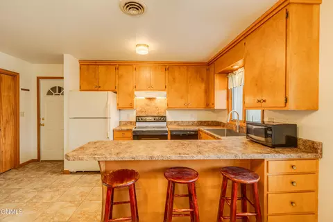 1034 Summit Blvd, Bismarck, ND 58504 photo 6