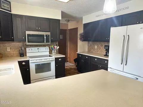 Kitchen - 206 2nd St NE, Steele, ND 58482 photo 3 of 5