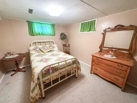 Bedroom - 206 2nd St NE, Steele, ND 58482 photo 12 of 13