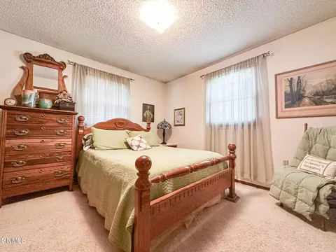 Bedroom - 206 2nd St NE, Steele, ND 58482 photo 4 of 13