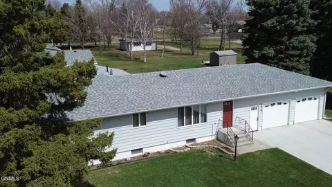 Other - 206 2nd St NE, Steele, ND 58482 photo 3 of 31