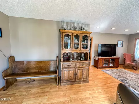 Living - 206 2nd St NE, Steele, ND 58482 photo 6 of 8
