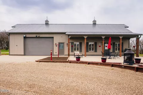 9444 58th St SE, Dickey, ND 58431