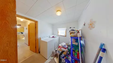 309 Elm Ave, Linton, ND 58552 photo 15