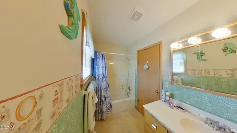 309 Elm Ave, Linton, ND 58552 photo 14
