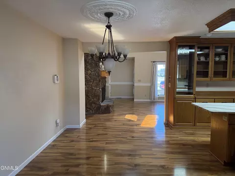 Dining - 3 22nd St E, Williston, ND 58801 photo 1 of 1