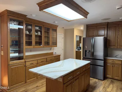 Kitchen - 3 22nd St E, Williston, ND 58801 photo 2 of 3