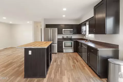 Kitchen - 2213 University Ave, Williston, ND 58801 photo 2 of 4