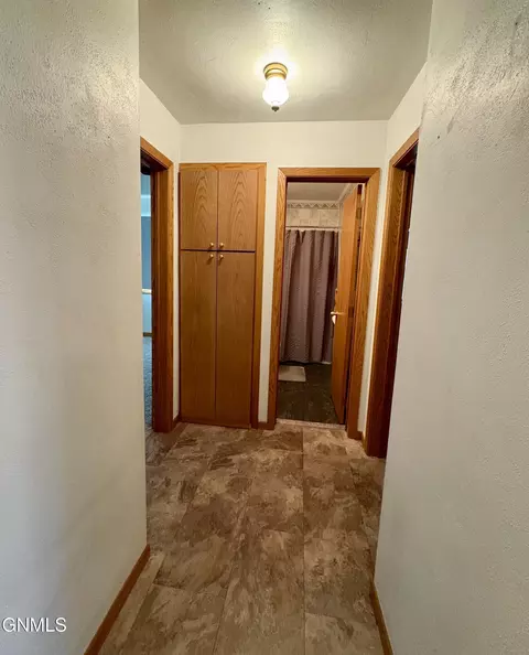 Entry Way - 824 4th Ave W, Williston, ND 58801 photo 2 of 2