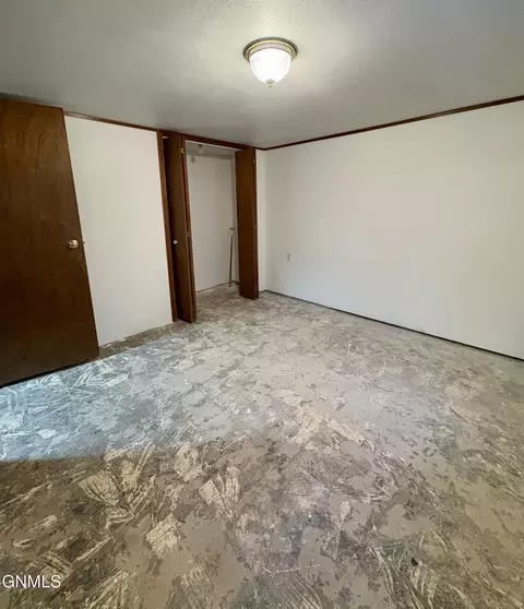Bedroom - 824 4th Ave W, Williston, ND 58801 photo 5 of 7
