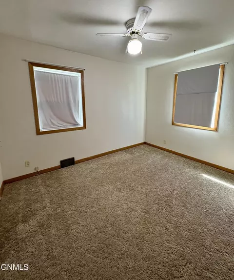 Bedroom - 824 4th Ave W, Williston, ND 58801 photo 1 of 7