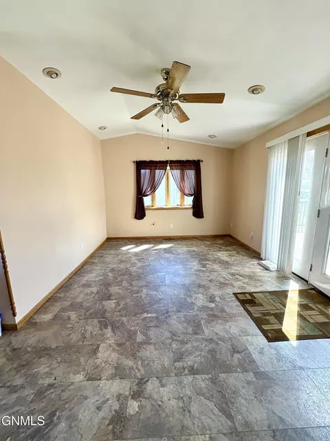 Other - 824 4th Ave W, Williston, ND 58801 photo 3 of 15