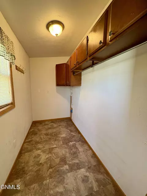 Other - 824 4th Ave W, Williston, ND 58801 photo 4 of 15