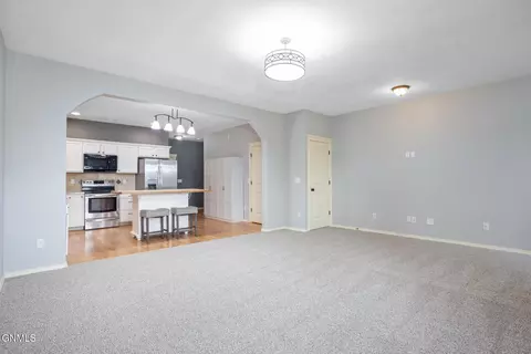 1715 Bison Dr, Williston, ND 58801 photo 5