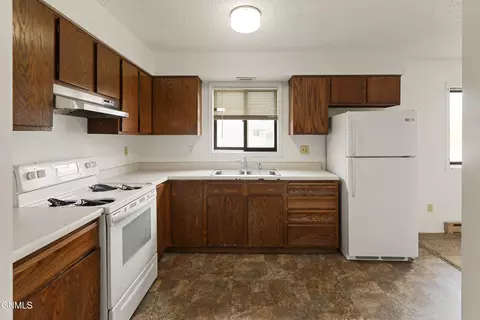 Kitchen - 504 26th St E, Williston, ND 58801 photo 1 of 3