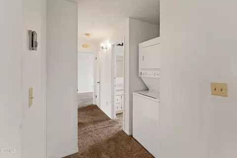 Entry Way - 504 26th St E, Williston, ND 58801 photo 1 of 1