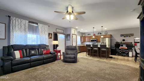 Living - 5407 Superior Dr, Bismarck, ND 58503 photo 2 of 2